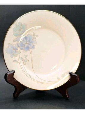 2 Noritake Blue And Gold B & Butter Plates Porcelain 6 3/8 in. 2 Plates included